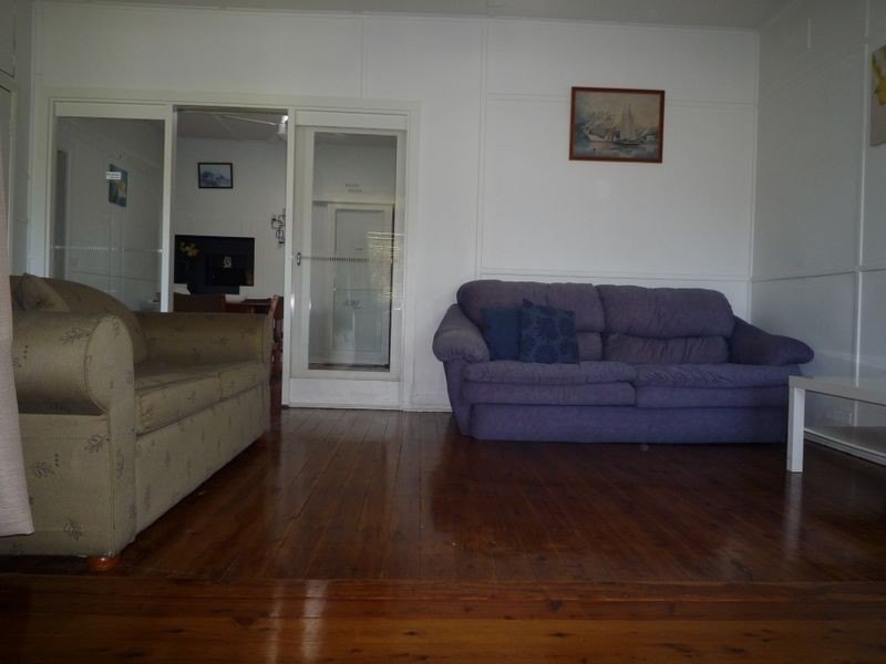 9 Phillip Street, Sussex Inlet NSW 2540