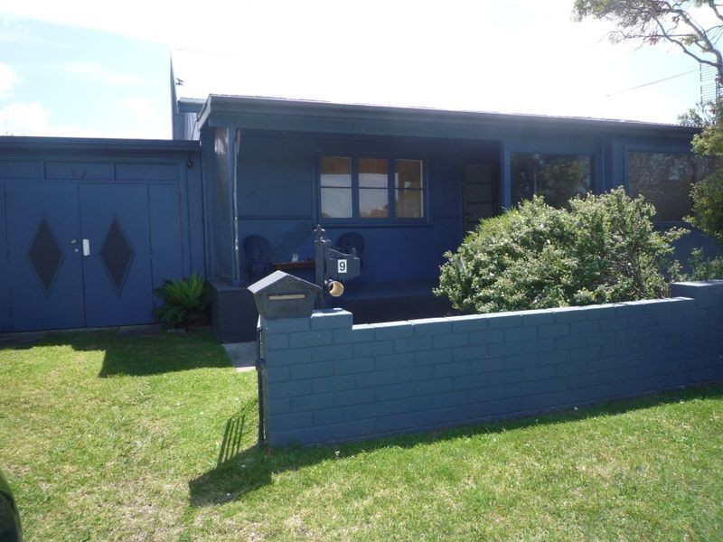 9 Phillip Street, Sussex Inlet NSW 2540