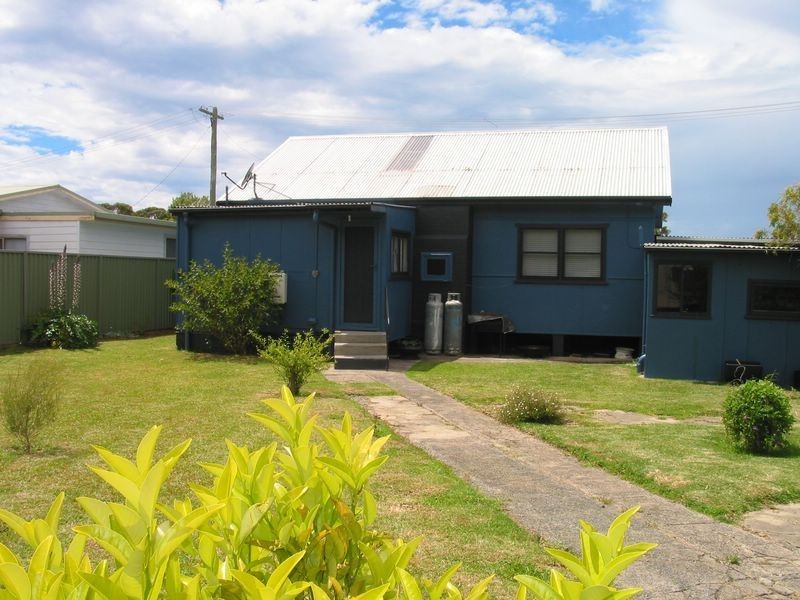 9 Phillip Street, Sussex Inlet NSW 2540