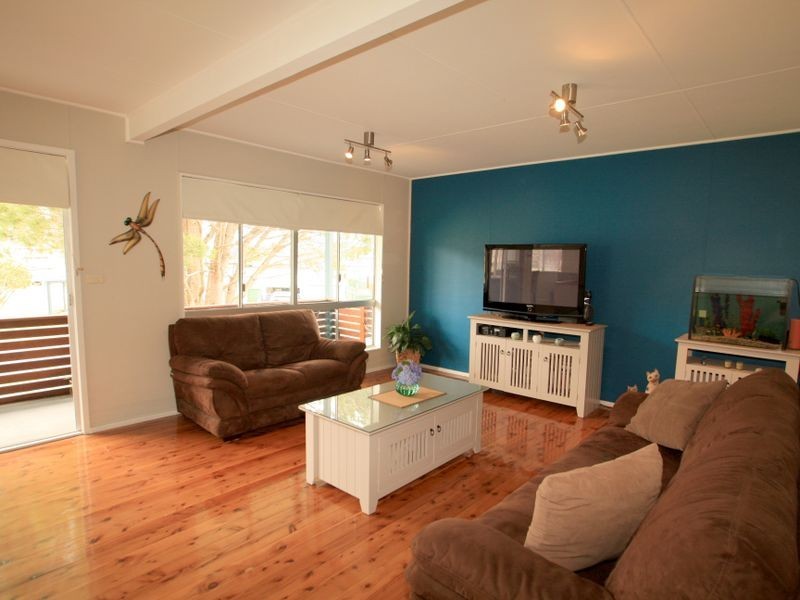 1 Greentree Avenue, Sussex Inlet NSW 2540