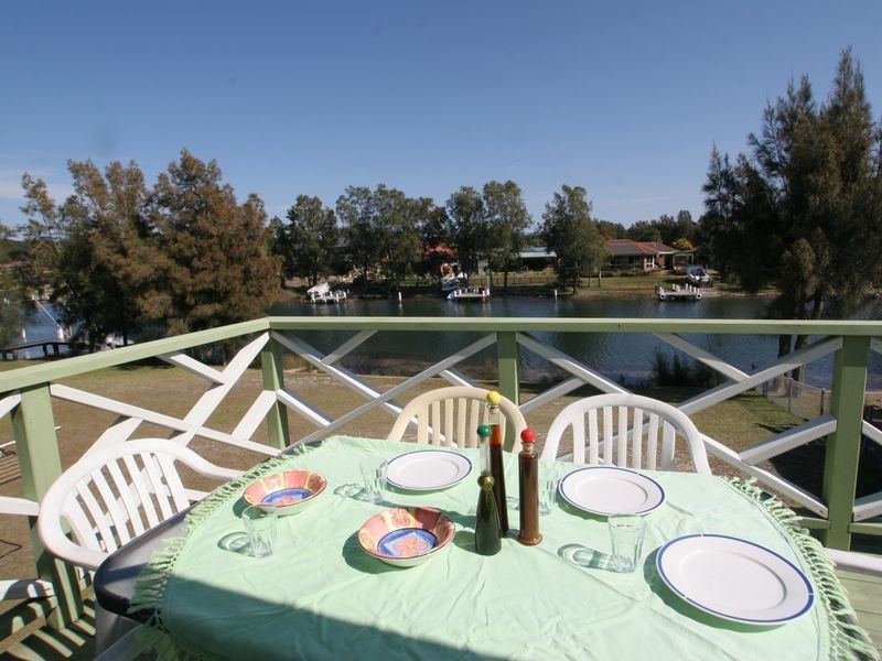 11 Sandpiper Way, Sussex Inlet NSW 2540
