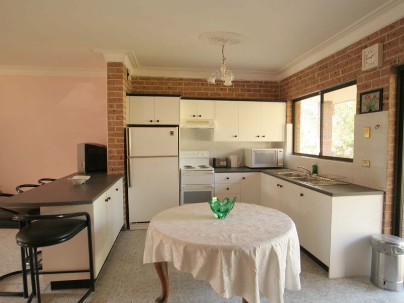 30 Suncrest Avenue, Sussex Inlet NSW 2540