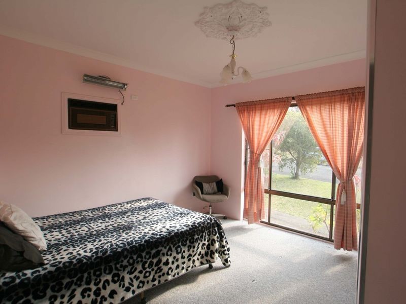 30 Suncrest Avenue, Sussex Inlet NSW 2540