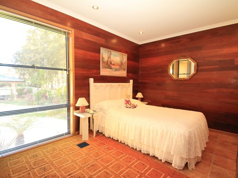 246 River Road, Sussex Inlet NSW 2540