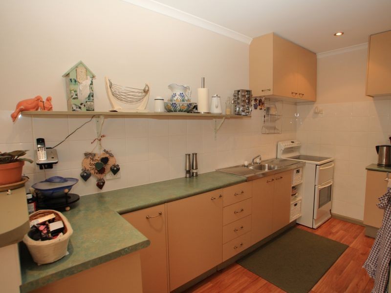 2/141 Jacobs Drive, Sussex Inlet NSW 2540