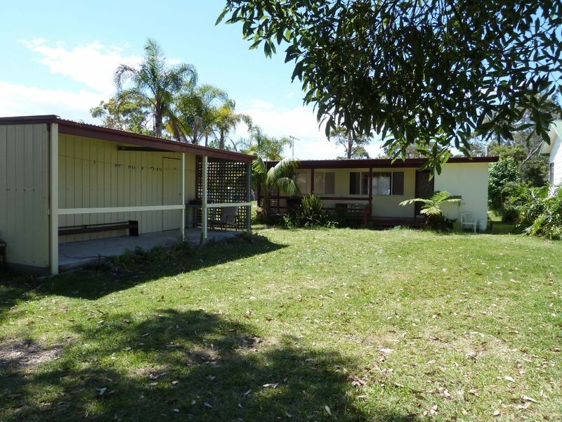 8 Banksia Street, Sussex Inlet NSW 2540