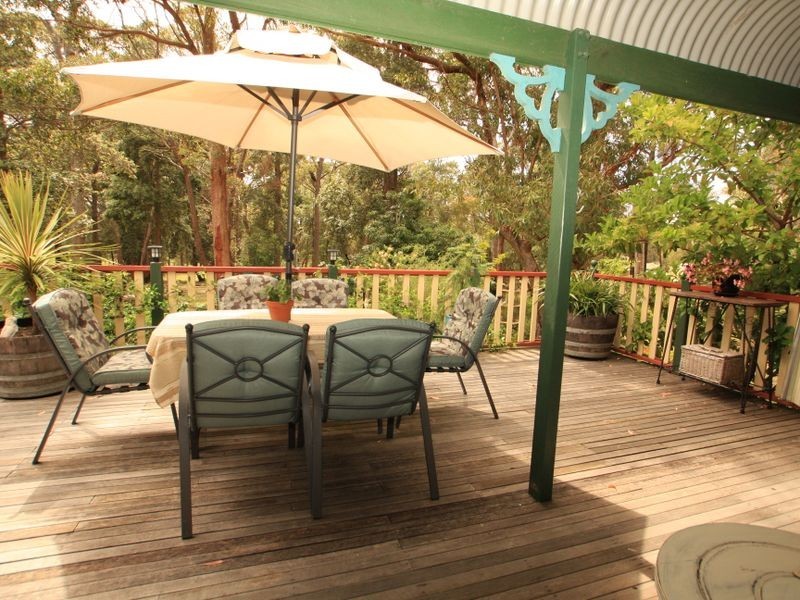 917 Sussex Inlet Road, Sussex Inlet NSW 2540