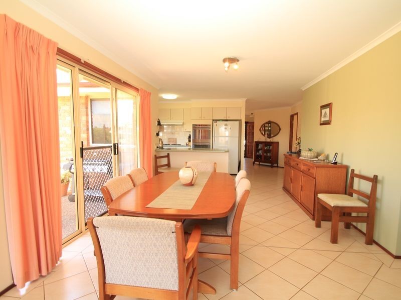 18 Plover Close, Sussex Inlet NSW 2540