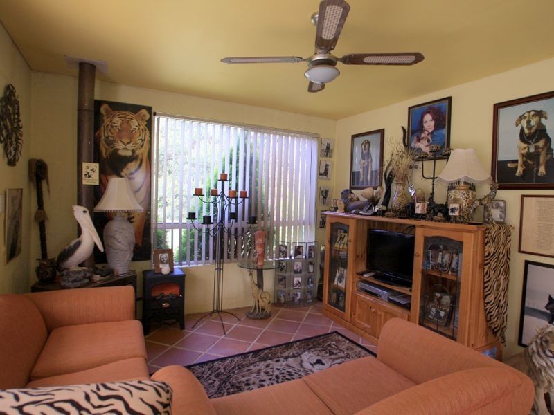 395 Sussex Inlet Road, Sussex Inlet NSW 2540