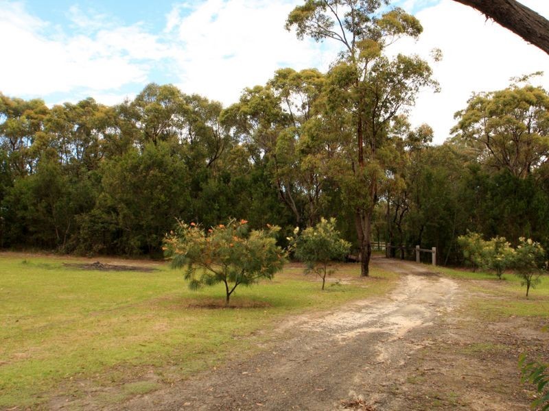 395 Sussex Inlet Road, Sussex Inlet NSW 2540