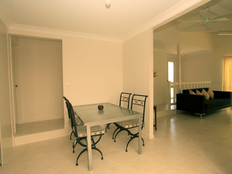 12 Ocean View Road, Sussex Inlet NSW 2540