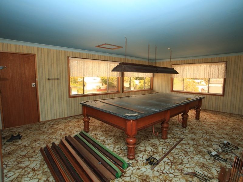 11 Ocean View Road, Sussex Inlet NSW 2540