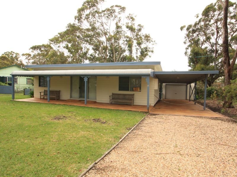6 Berrara Cres, Berrara NSW 2540