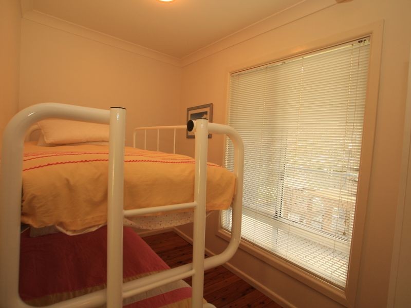 6 Berrara Cres, Berrara NSW 2540