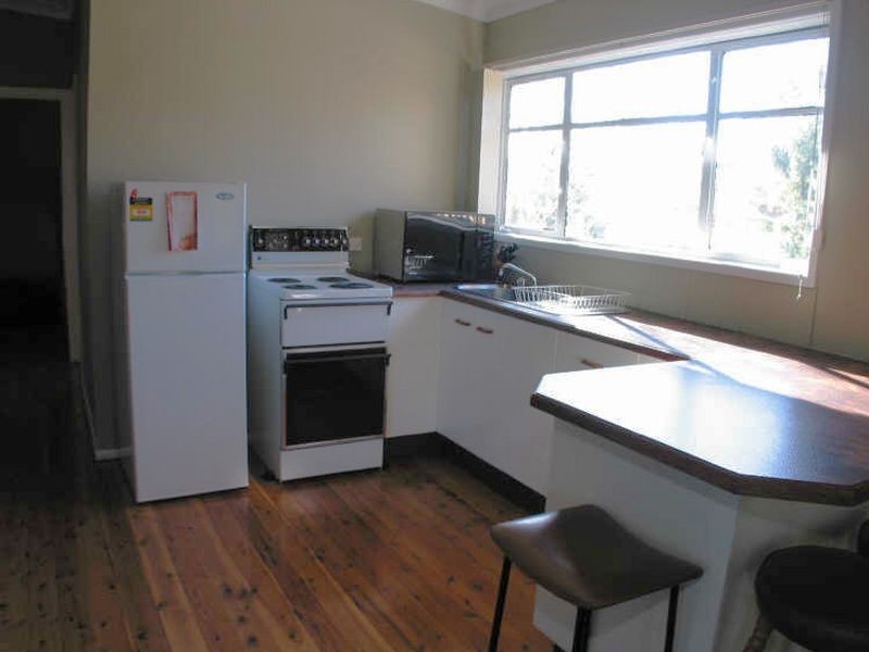 8 Wunda Avenue, Sussex Inlet NSW 2540