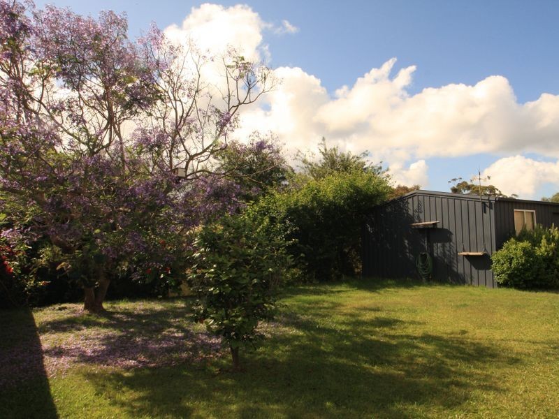 5 Finch Place, Sussex Inlet NSW 2540