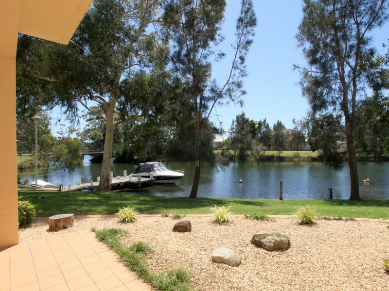 1/50 Jacobs Drive, Sussex Inlet NSW 2540