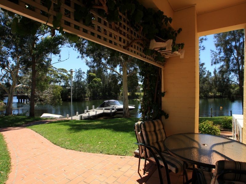 1/50 Jacobs Drive, Sussex Inlet NSW 2540