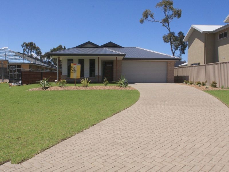 14 Seaberry Street, Sussex Inlet NSW 2540