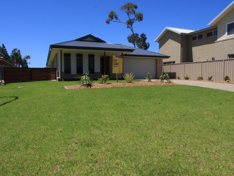 14 Seaberry Street, Sussex Inlet NSW 2540