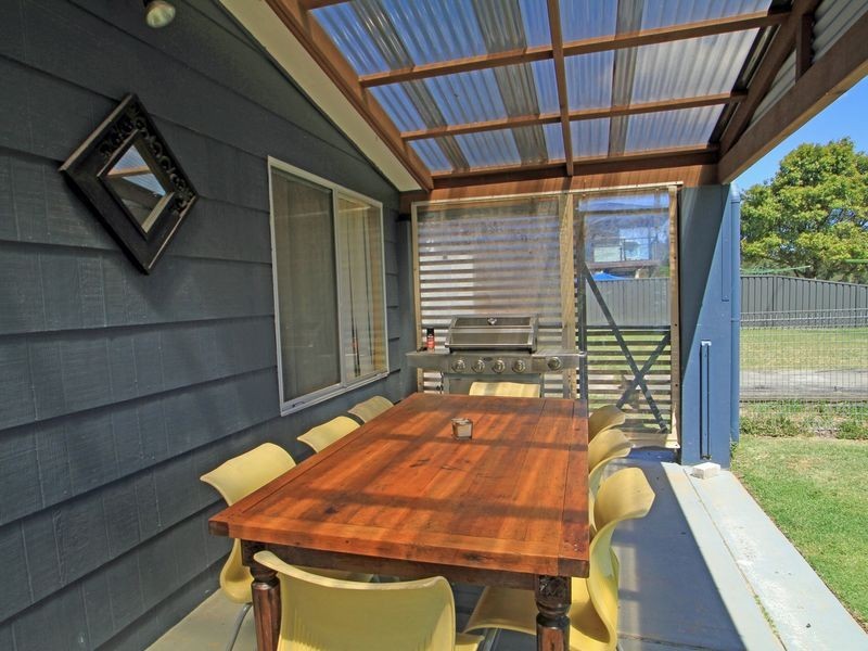 77 Jacobs Drive, Sussex Inlet NSW 2540