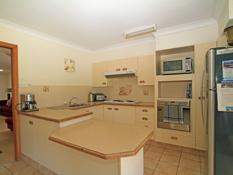 77 Jacobs Drive, Sussex Inlet NSW 2540