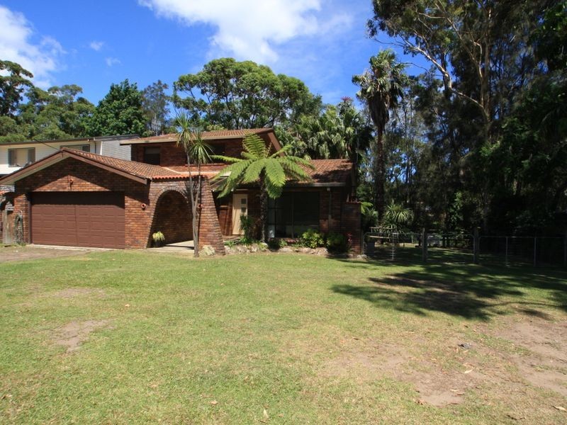 22 Waterhaven Avenue, Berrara NSW 2540