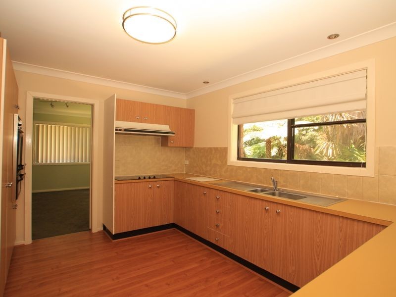 22 Waterhaven Avenue, Berrara NSW 2540