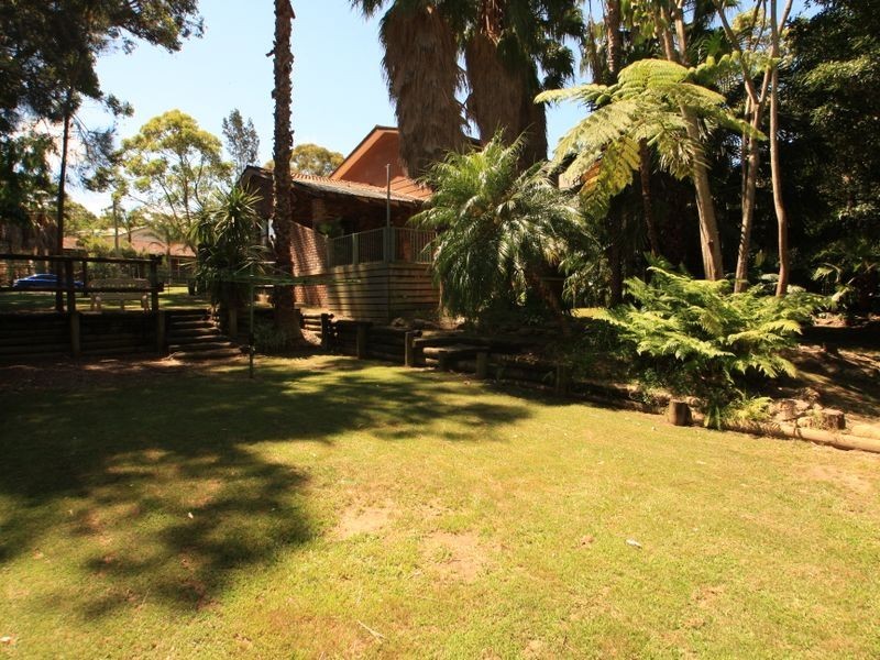 22 Waterhaven Avenue, Berrara NSW 2540