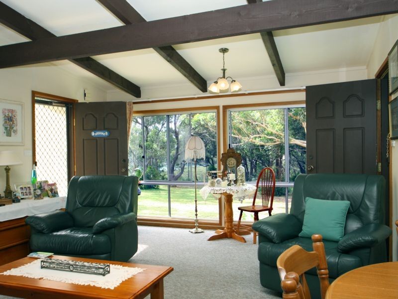 12 Ethel Avenue, Sussex Inlet NSW 2540