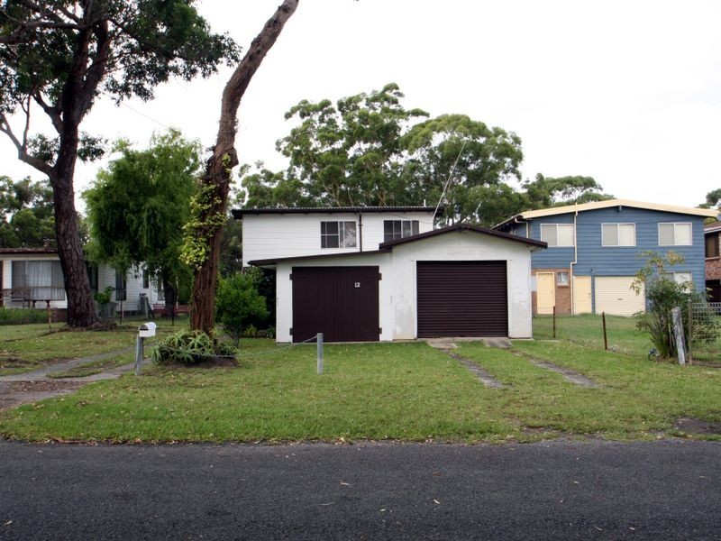 12 Ethel Avenue, Sussex Inlet NSW 2540