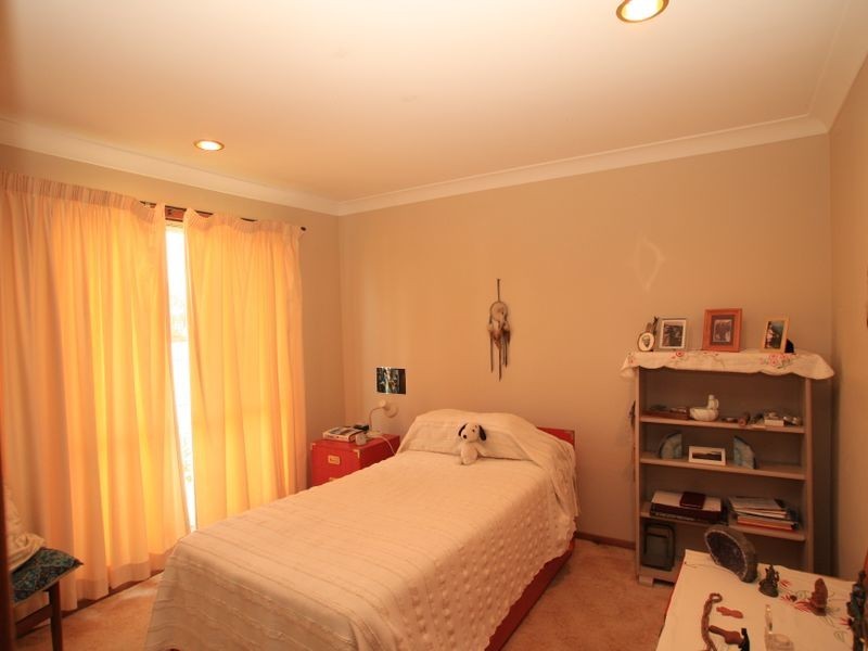 39 Tradewinds Avenue, Sussex Inlet NSW 2540