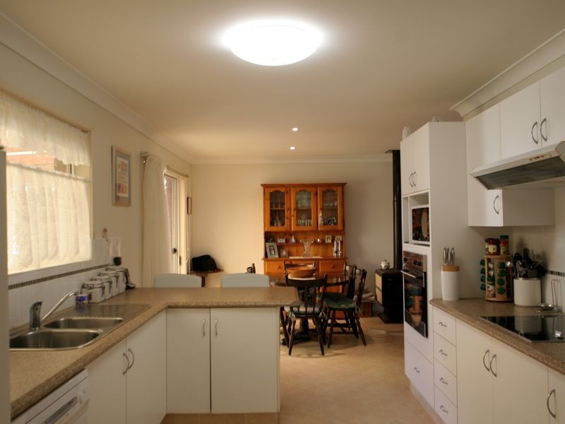17 River Road, Sussex Inlet NSW 2540