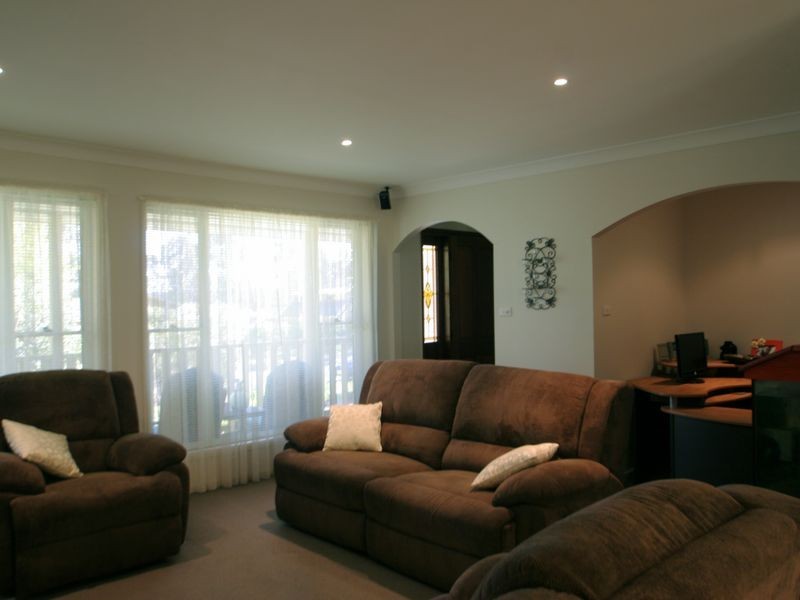 17 River Road, Sussex Inlet NSW 2540