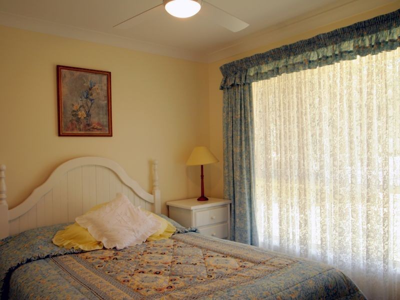 18 Tradewinds Avenue, Sussex Inlet NSW 2540