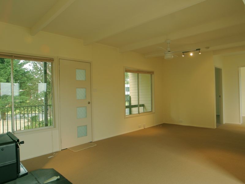 25 Ray Street, Sussex Inlet NSW 2540