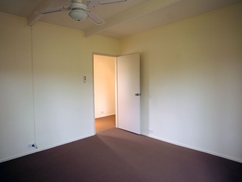 25 Ray Street, Sussex Inlet NSW 2540