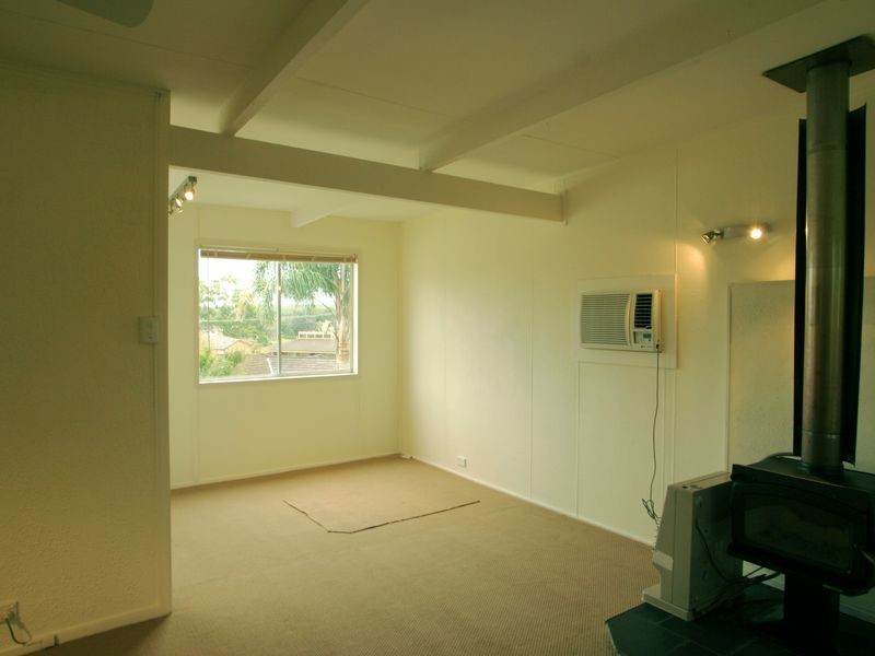 25 Ray Street, Sussex Inlet NSW 2540