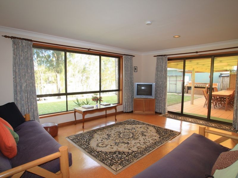 80 Jacobs Drive, Sussex Inlet NSW 2540