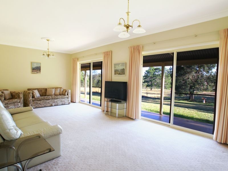 924 Sussex Inlet Road, Sussex Inlet NSW 2540
