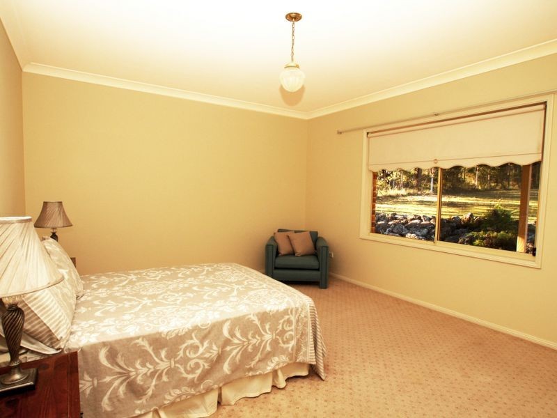 924 Sussex Inlet Road, Sussex Inlet NSW 2540