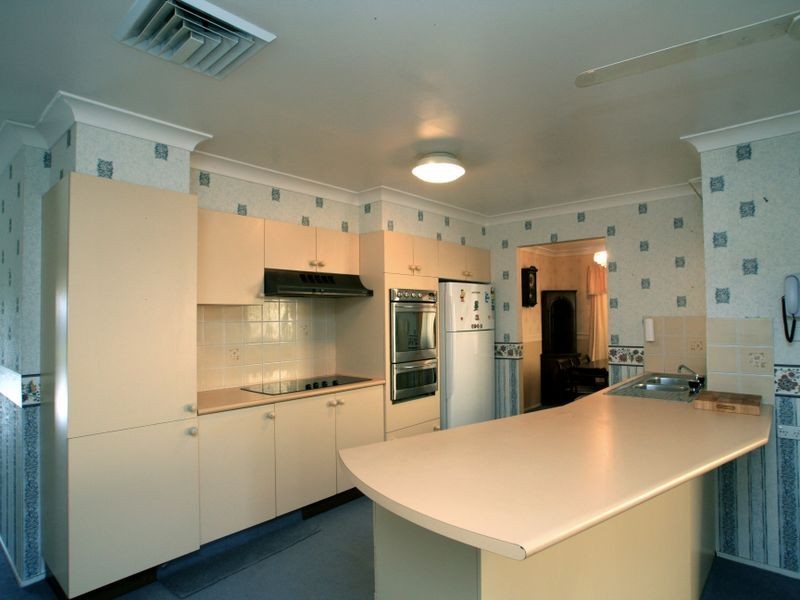 74 Jacobs Drive, Sussex Inlet NSW 2540