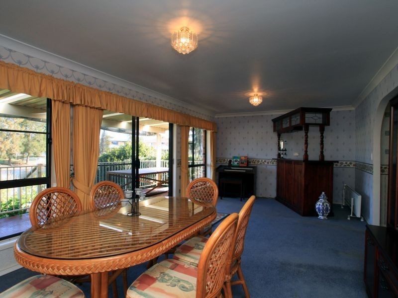 74 Jacobs Drive, Sussex Inlet NSW 2540