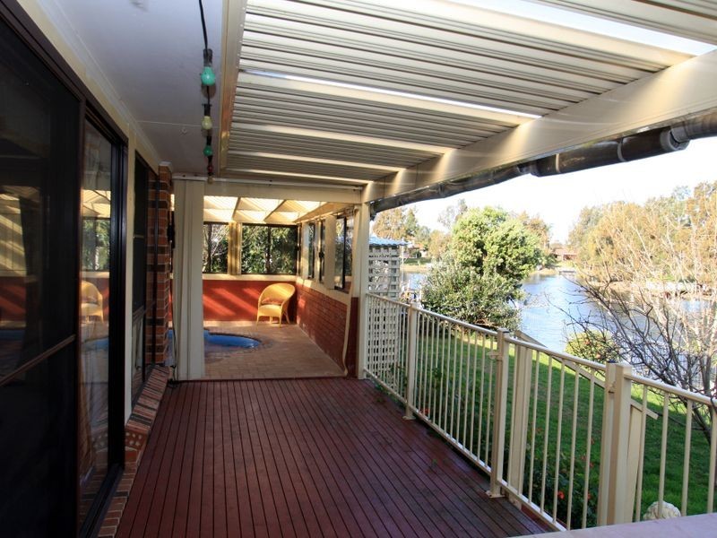 74 Jacobs Drive, Sussex Inlet NSW 2540