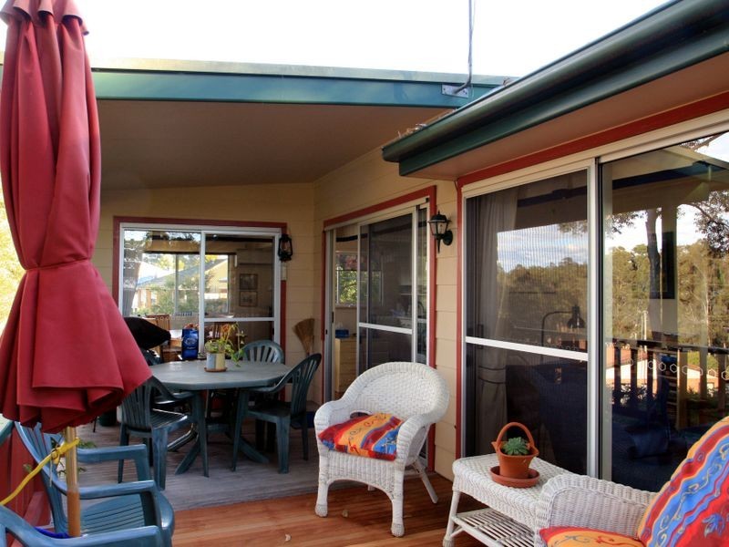 76 River Road, Sussex Inlet NSW 2540