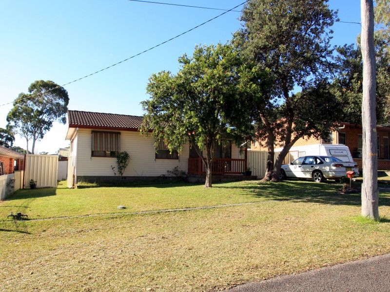 8 Voyager Avenue, Sussex Inlet NSW 2540