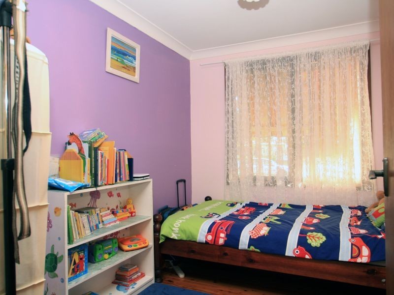 8 Voyager Avenue, Sussex Inlet NSW 2540