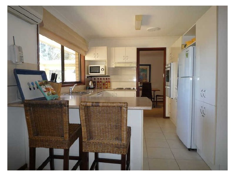 5 Teal Place, Sussex Inlet NSW 2540