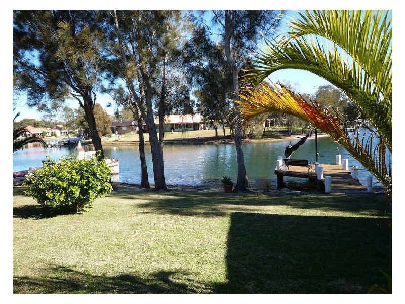 5 Teal Place, Sussex Inlet NSW 2540