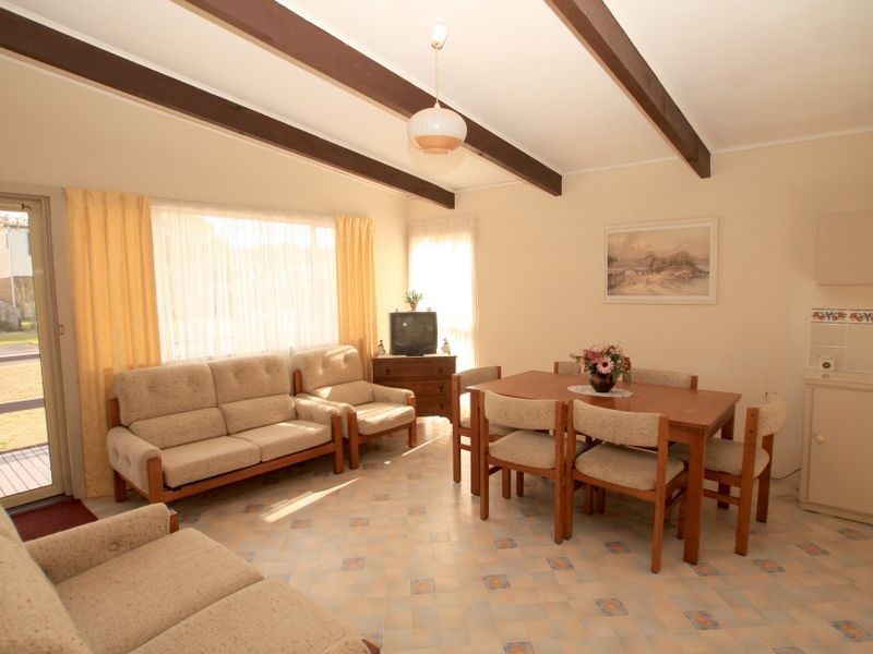 4 Driftwood Avenue, Sussex Inlet NSW 2540